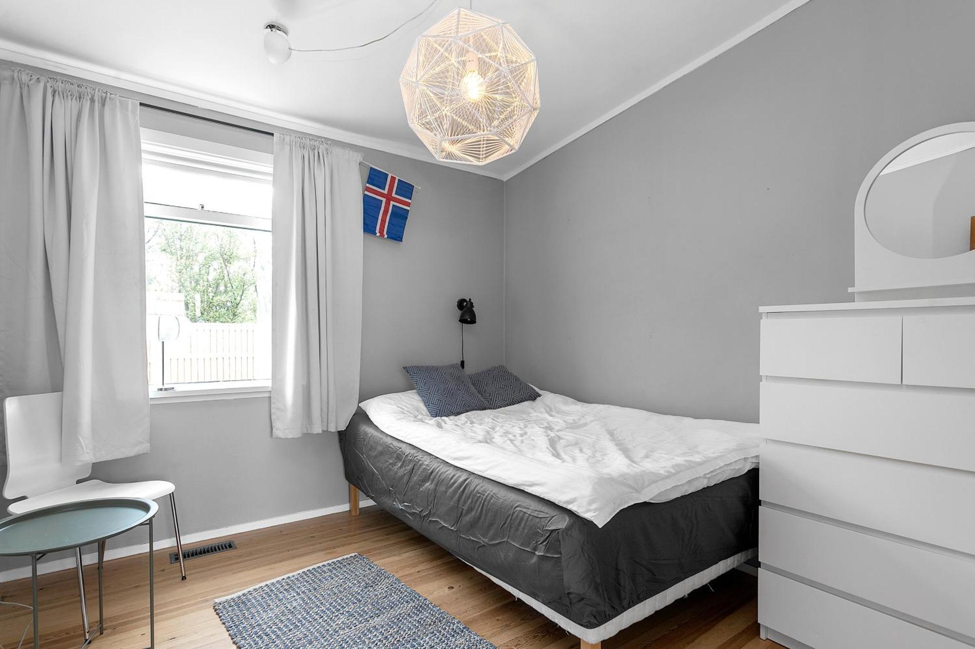 House - Villa With Garden And Hot Tub, 2 Min From Reykjavik Garthabaer Exteriér fotografie